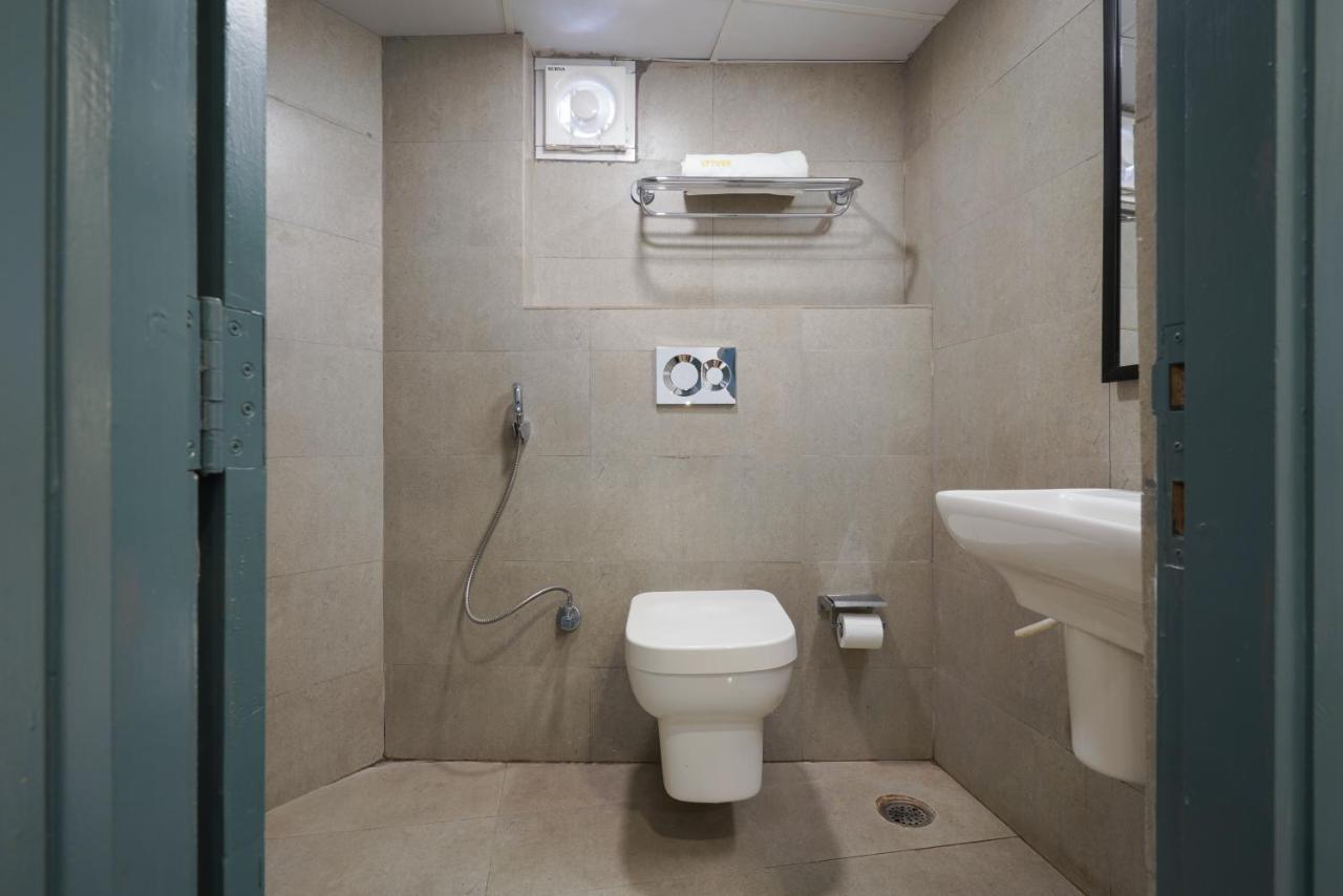 Uptown Hotel Nagpur Bagian luar foto