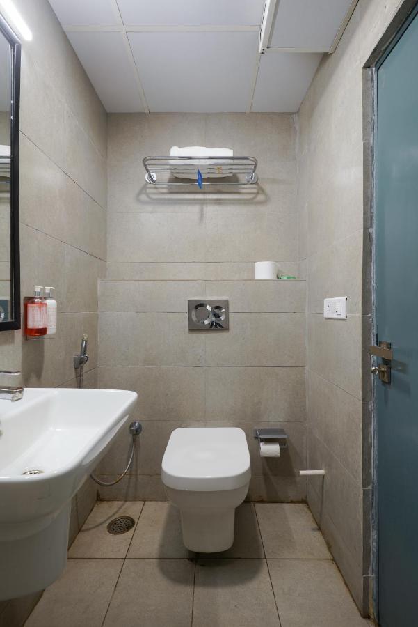 Uptown Hotel Nagpur Bagian luar foto